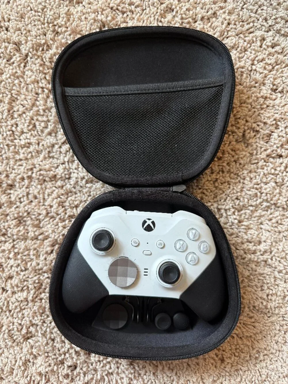 Xbox Elite Series 2 Core controller and accessories